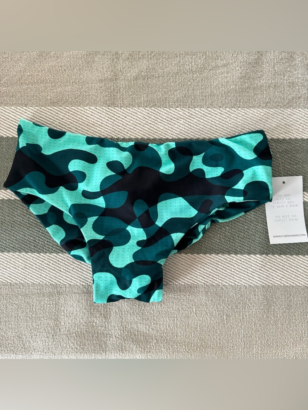 Fused Hawaii Camo Bottom M